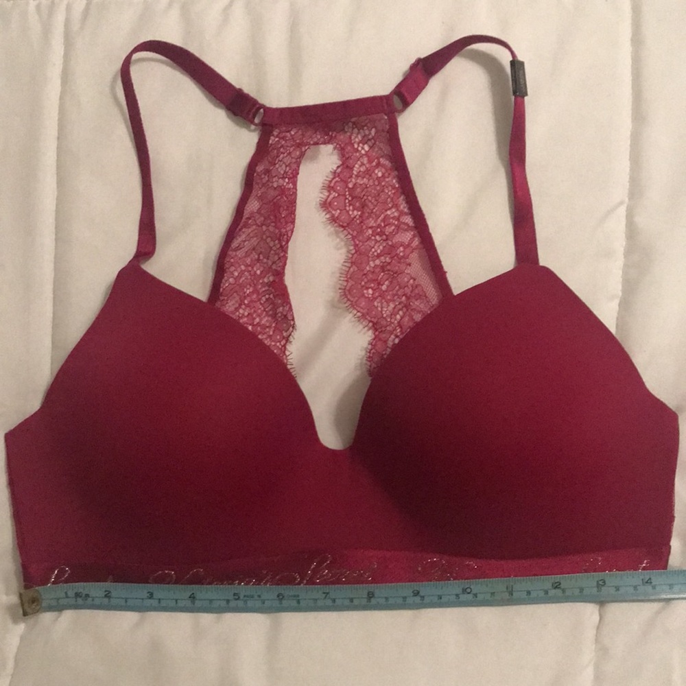 Victoria Secret Bra - Picture 2 of 6